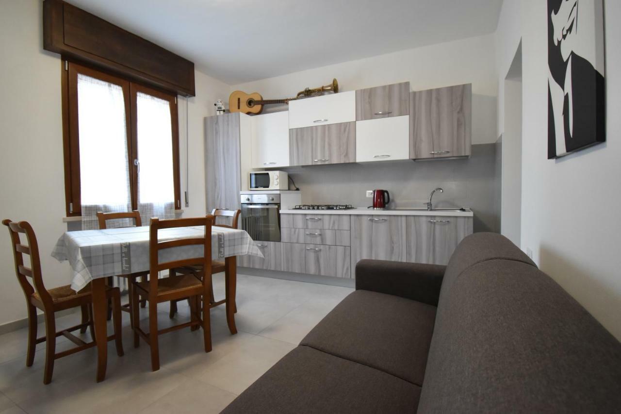 Mem House - Tra Il Lago Di Garda E Verona Castelnuovo del Garda Kültér fotó